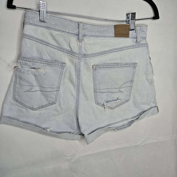 Size 6 American Eagle Distressed Cuffed Jean Shorts Y2k Casual Everyday Wear - Picture 4 of 7